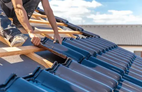 Couverture - Longues-sur-Mer